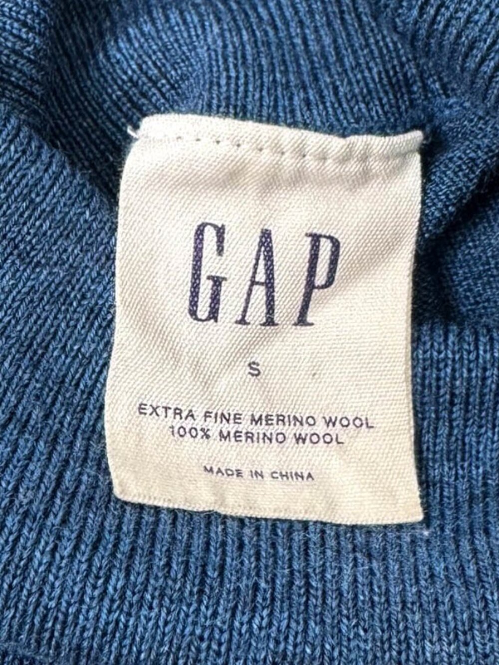 Gap Extra Fine Merino Wool Turtleneck Sweater Size S - Picture 4 of 6